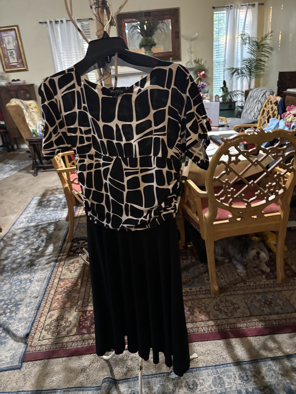 Enfocus Studio Black and White Patterned Blouse